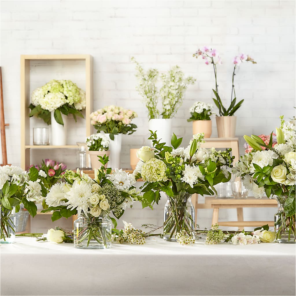 Classic Ivory – A Florist Original – Jnblooms Llc, Spring Hill FL