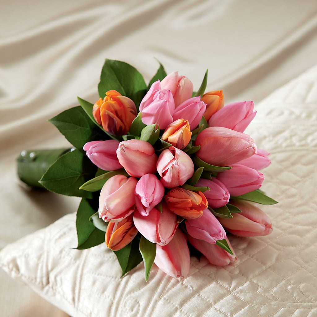Embraceable Bouquet – Jnblooms Llc, Spring Hill FL