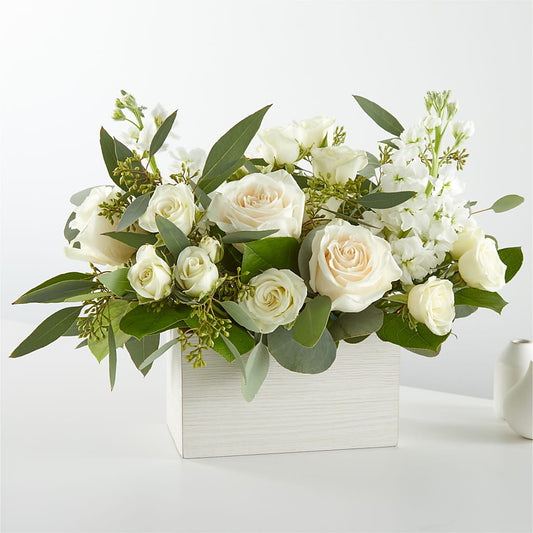 Fresh Linen Box Bouquet –  Jnblooms Llc, Spring Hill FL