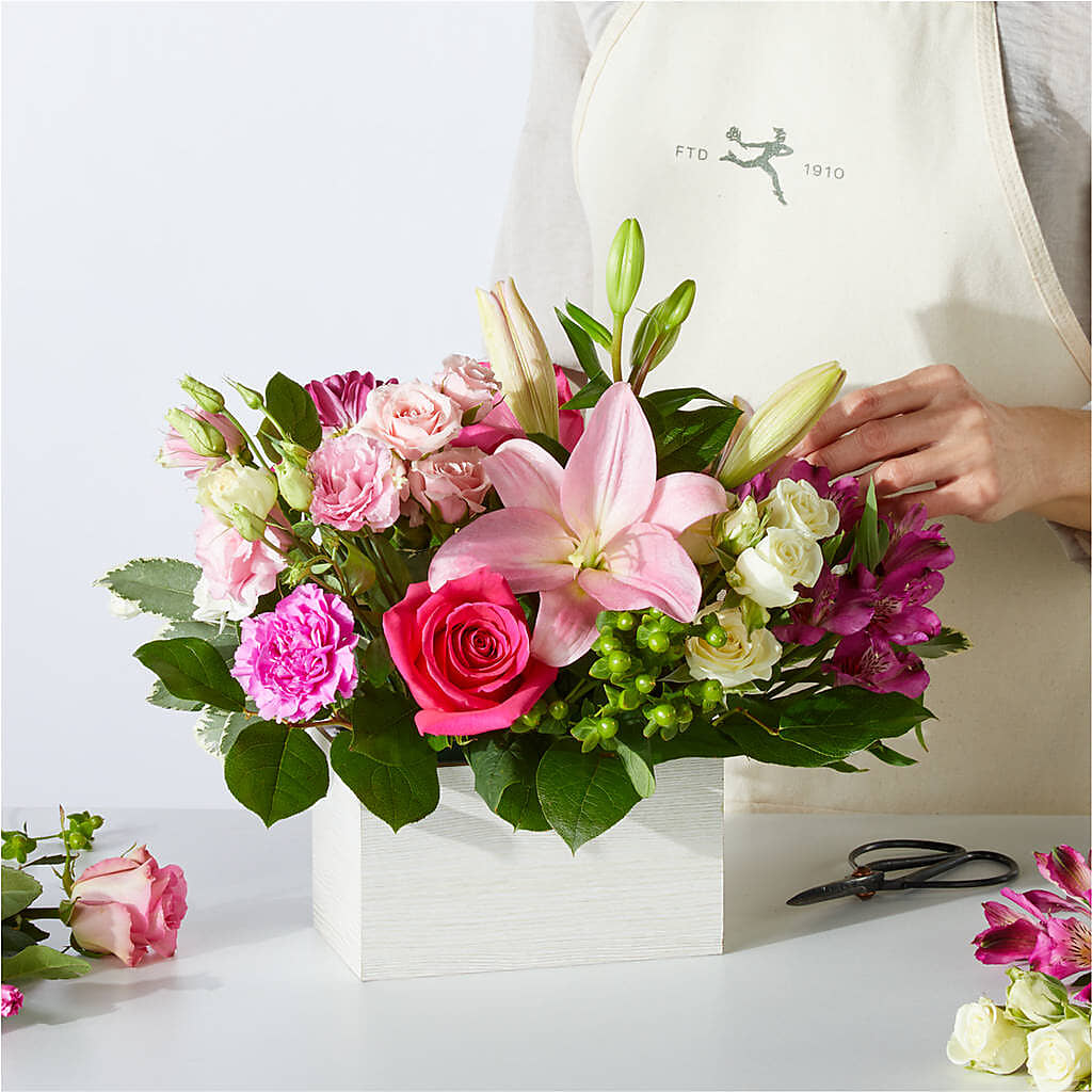 Sweetberry Box – A Florist Original –  Jnblooms Llc, Spring Hill FL