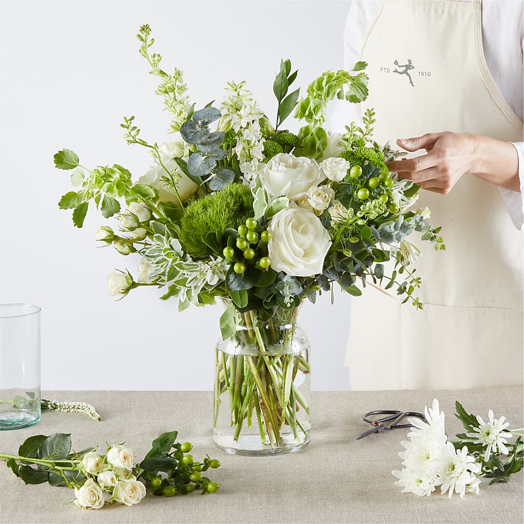 Irish Garden - A Florist Original –  Jnblooms Llc, Spring Hill FL