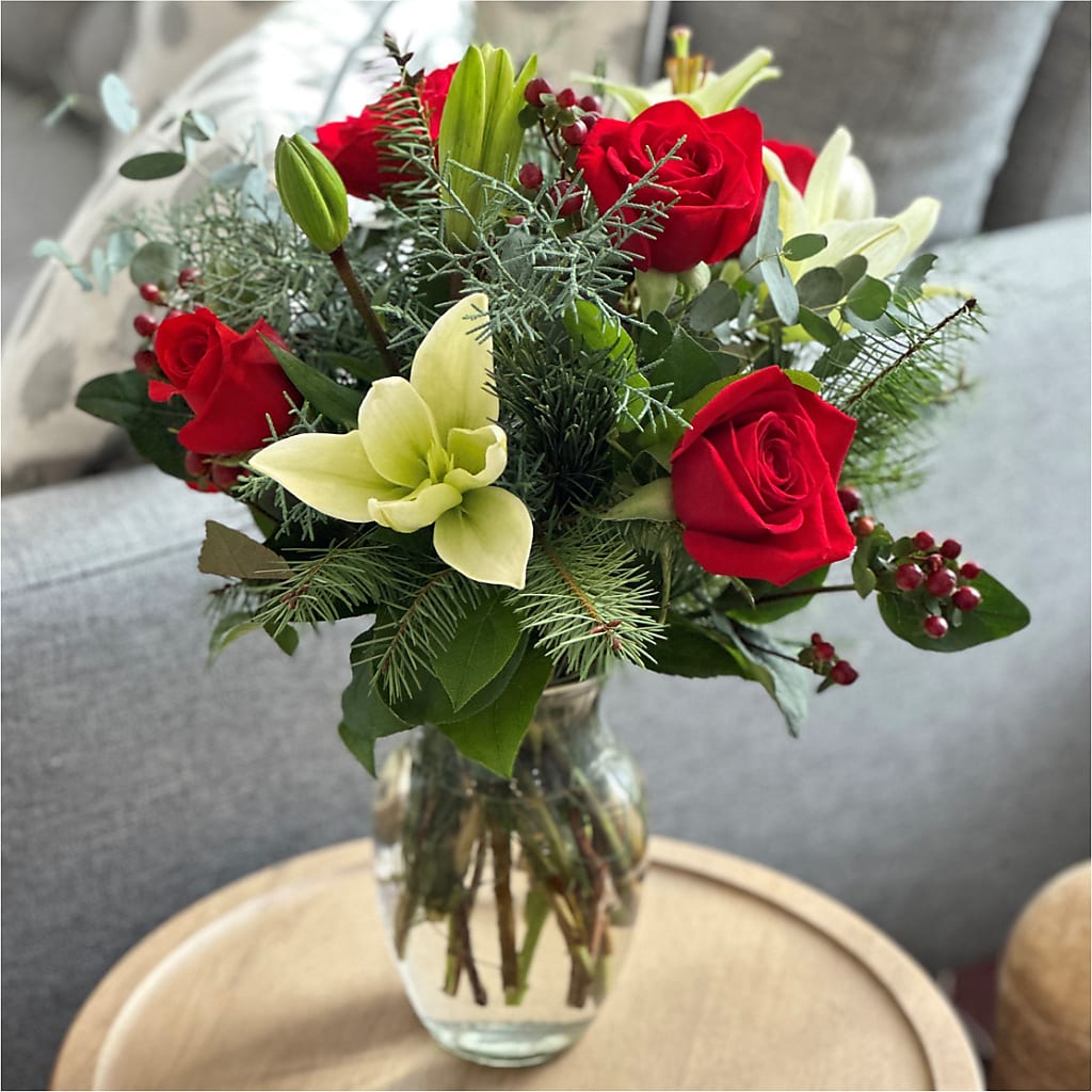 Glittering Lights Bouquet –  Jnblooms Llc, Spring Hill FL