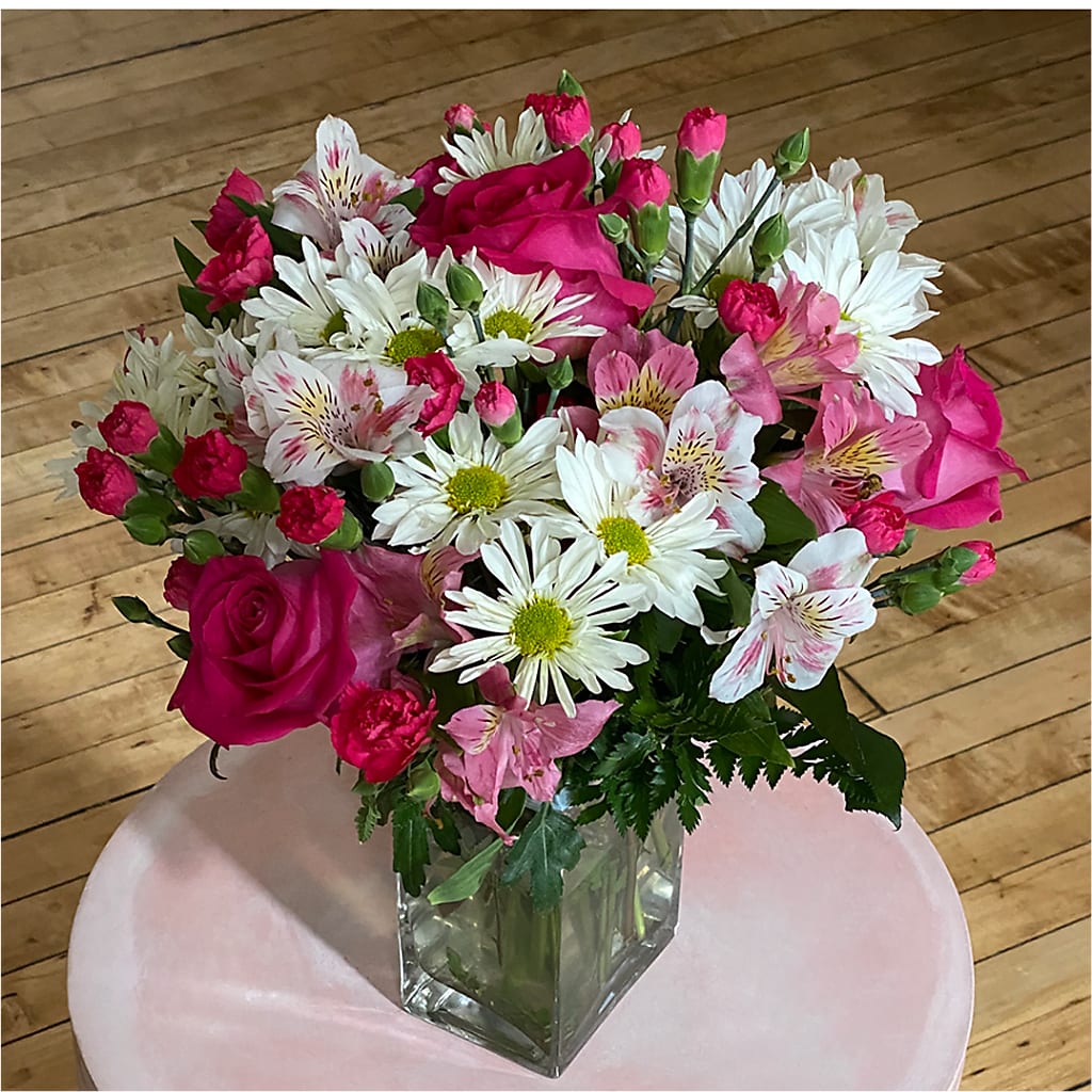 Sweet Surprises® Bouquet –  Jnblooms Llc, Spring Hill FL