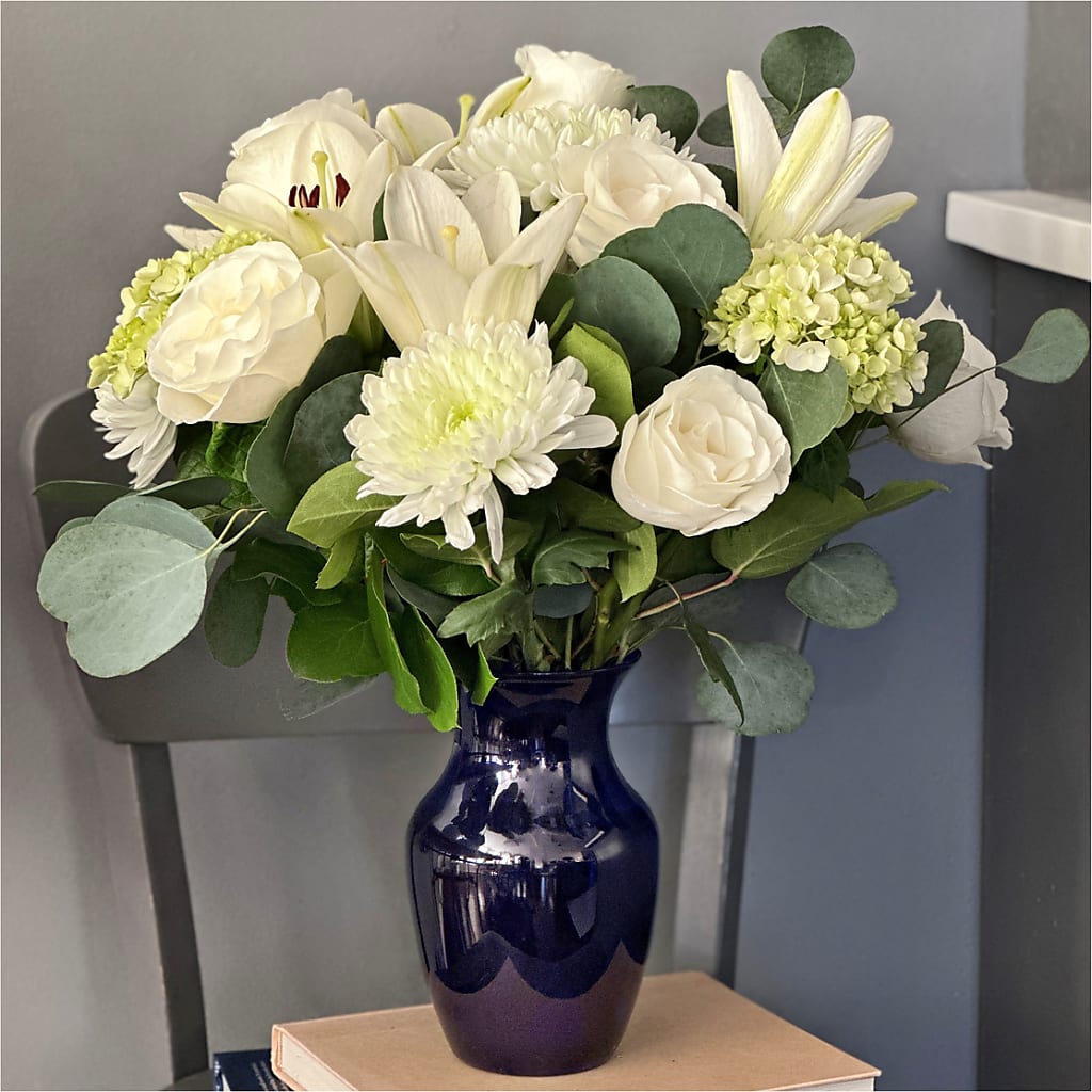 Snowy Dreams Bouquet –  Jnblooms Llc, Spring Hill FL